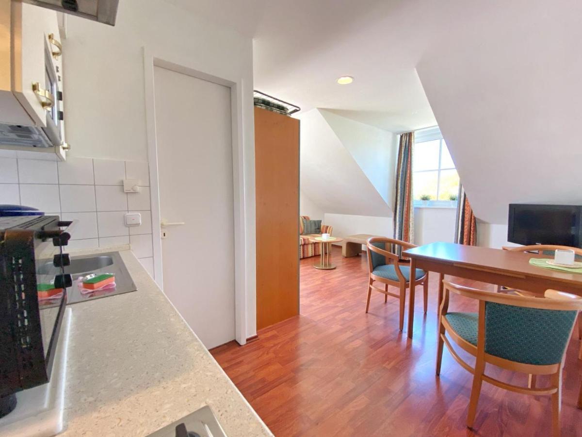Hafenresidenz - Ferienwohnung 19 - Kapitaen Wiek auf Rugen Bagian luar foto